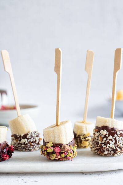 Banánové jednohubky se hodí nejen na dětské oslavy!