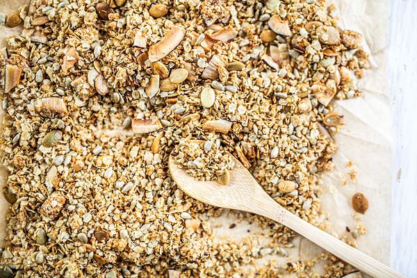 domácí semínková granola