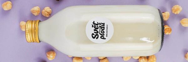 Domácí lískooříškové mléko