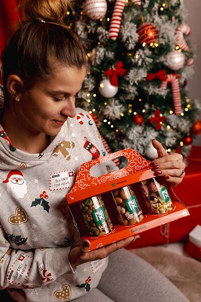 Vánoční balení ořechů