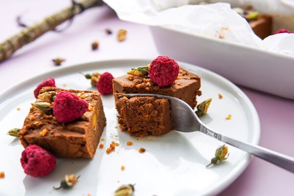 Dozdobit dýňový dotík můžete lyofilizvanými malinami.