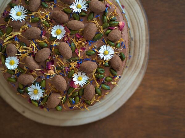 narozeninový pistáciový dort 