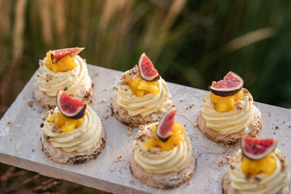 Recept na sněhová hnízda s mangem