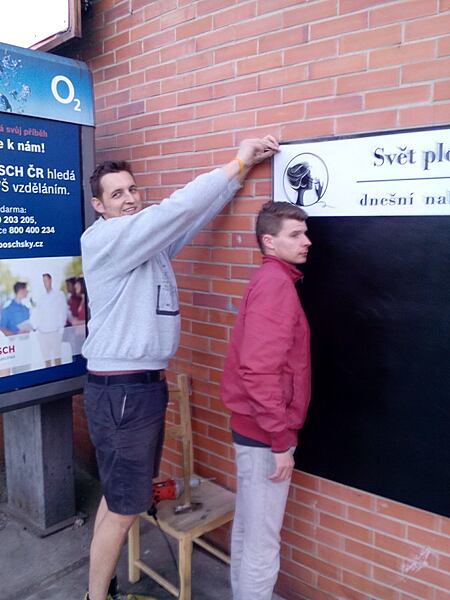 Otevření první prodejny ve Zlíně, 2012