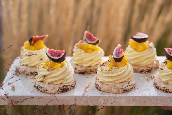 Recept na sněhová hnízda s mangem