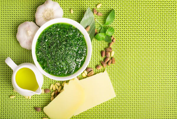 domácí bylinkové pesto